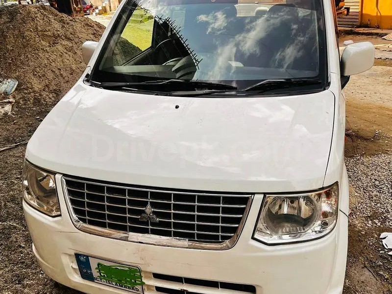 Mitsubishi Ek Wagon 2011