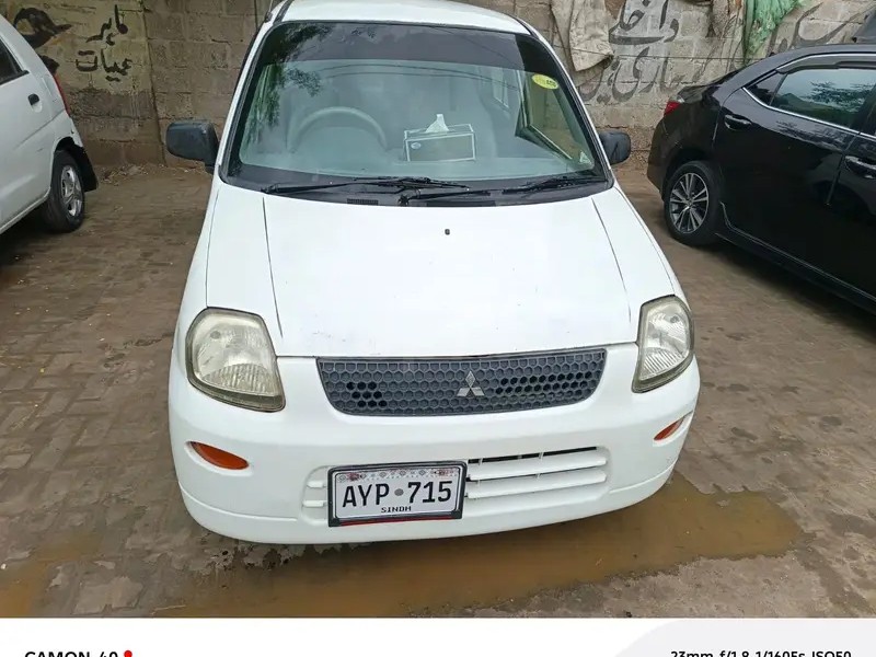 Mitsubishi Mirage 2008