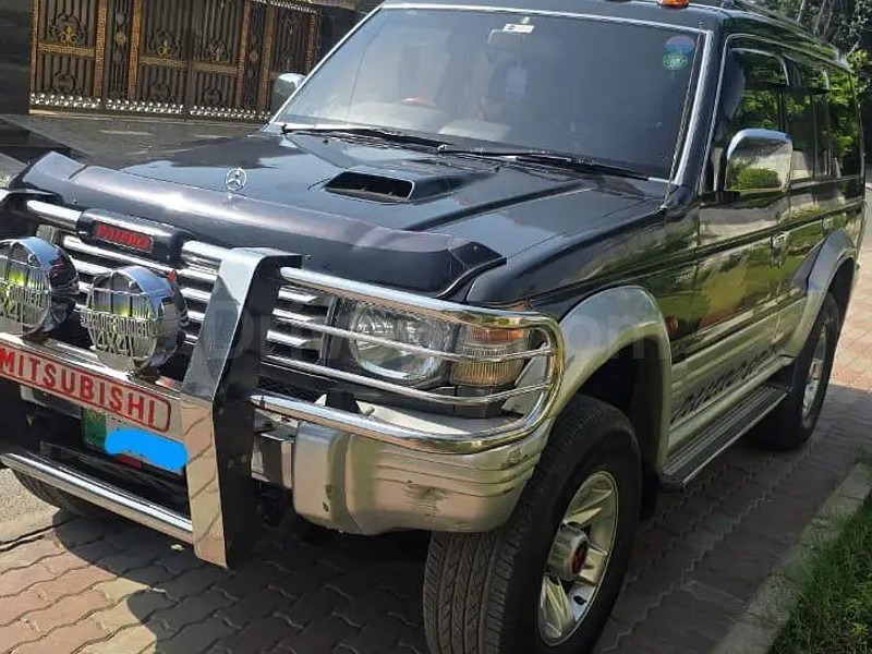 Mitsubishi Pajero 1996