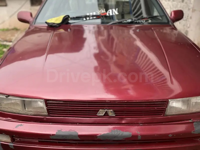 Mitsubishi Lancer 1990