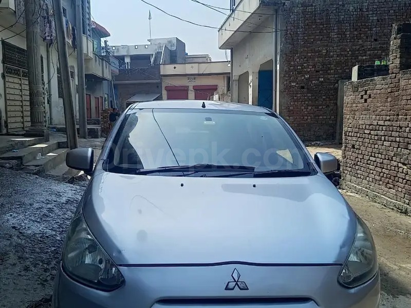 Mitsubishi Mirage 2013