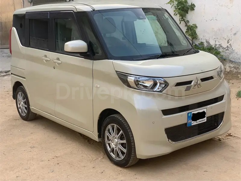 Mitsubishi EK Space Custom 2021