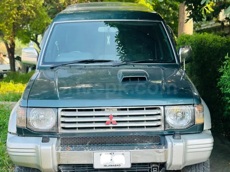 Mitsubishi Pajero 1995