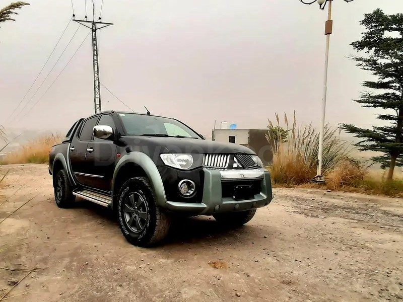 Mitsubishi Triton 2006