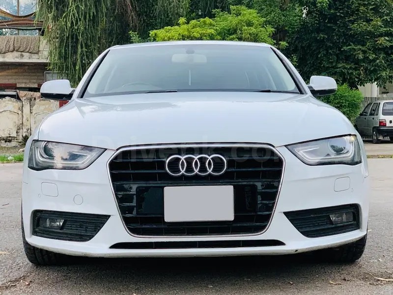 Audi A4 2014