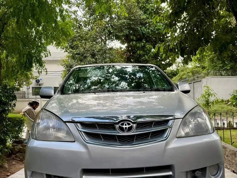 Toyota Avanza 2010