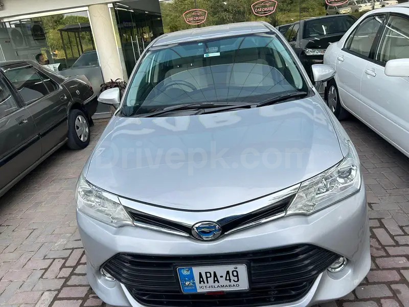 Toyota Corolla Axio 2015