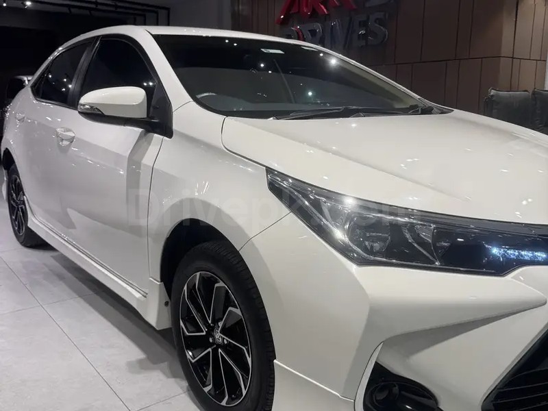 Toyota Corolla Altis 2024