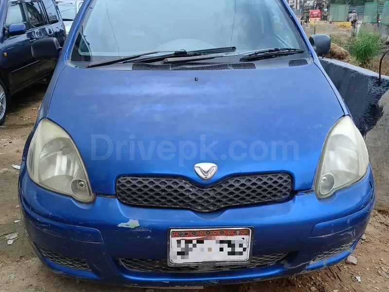 Toyota Vitz 2002