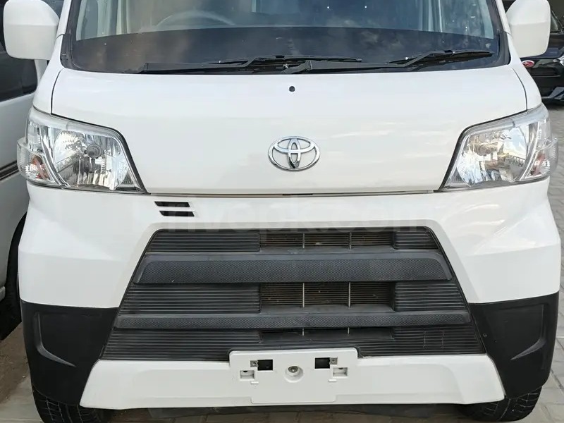 Toyota Van 2020