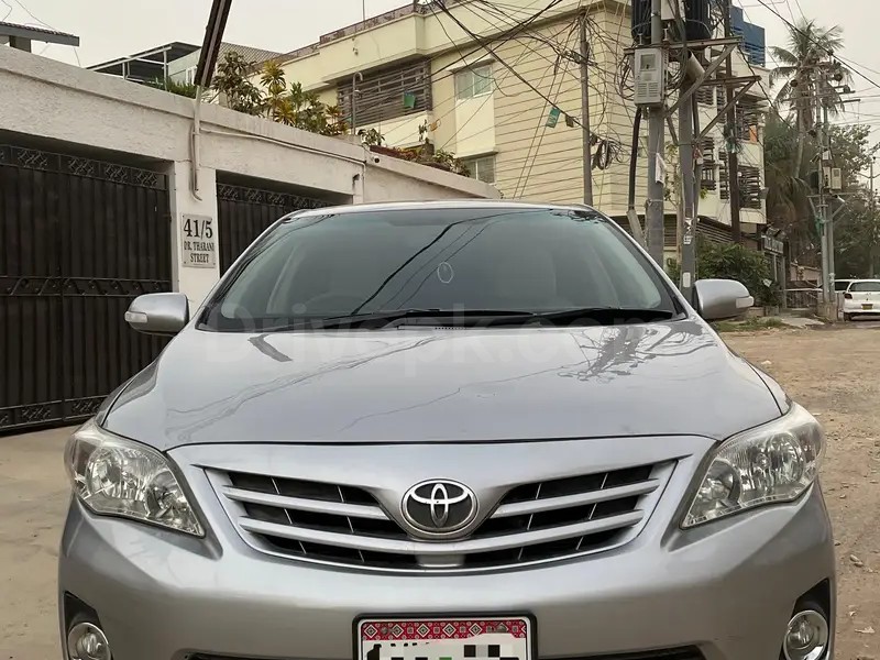 Toyota Corolla Altis 2013
