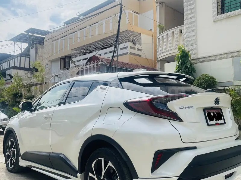 Toyota C-HR 2017