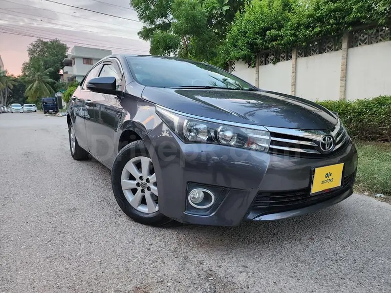 Toyota Altis Grande 2016