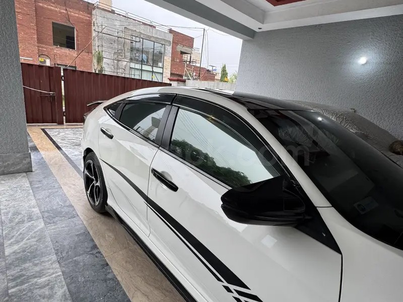 Honda Civic VTi Oriel Prosmatec 2021