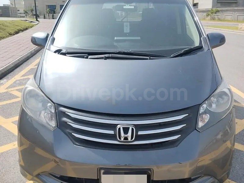 Honda Freed 2012