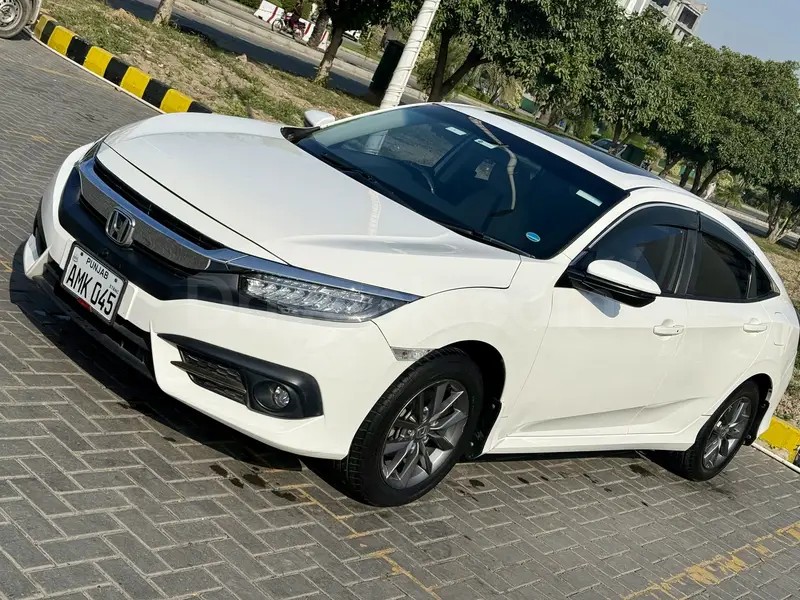 Honda Civic VTi Oriel 2022