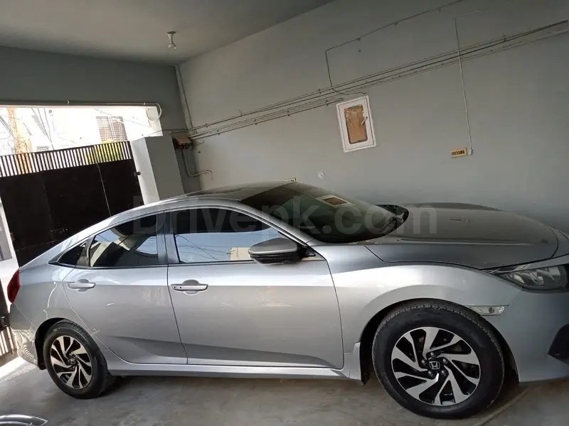 Honda Civic Oriel 2018