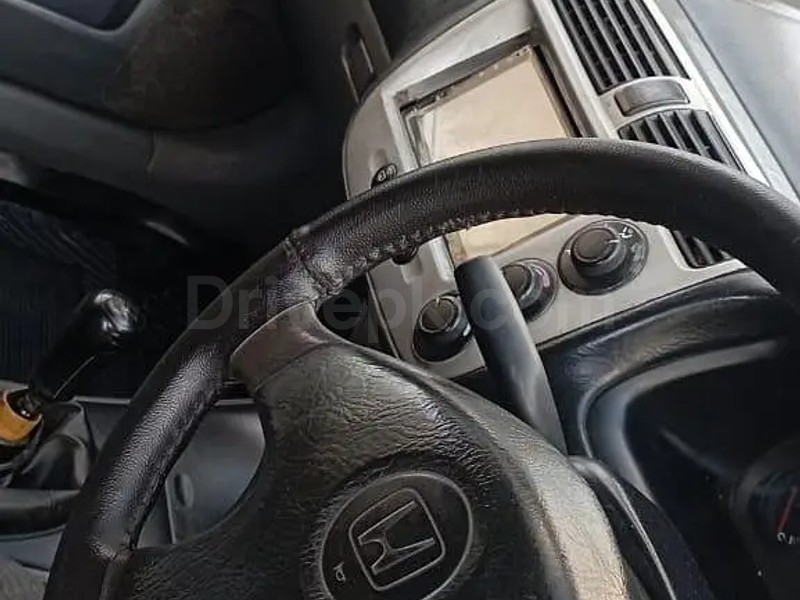 Honda Civic Oriel 2001