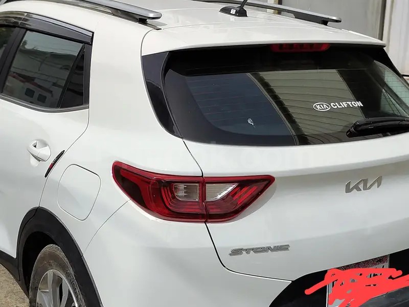 KIA STONIC 2024