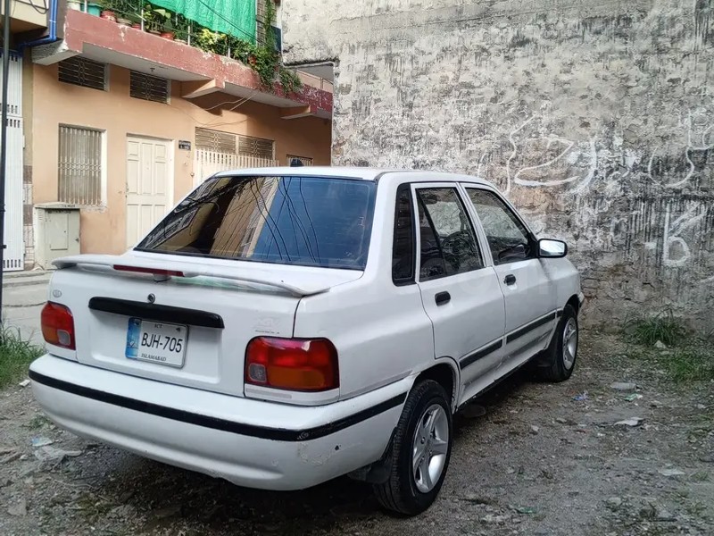 KIA Classic 2001