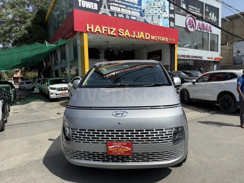 Hyundai Staria 2023