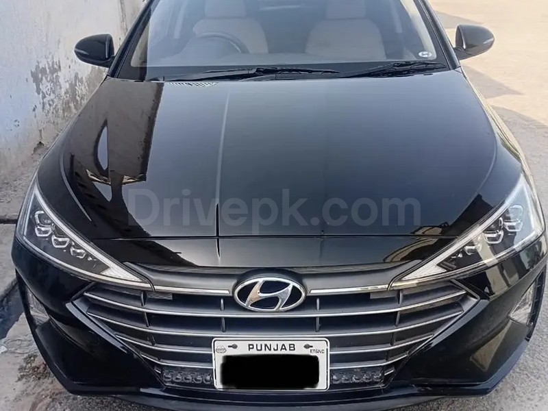 Hyundai Elantra 2023