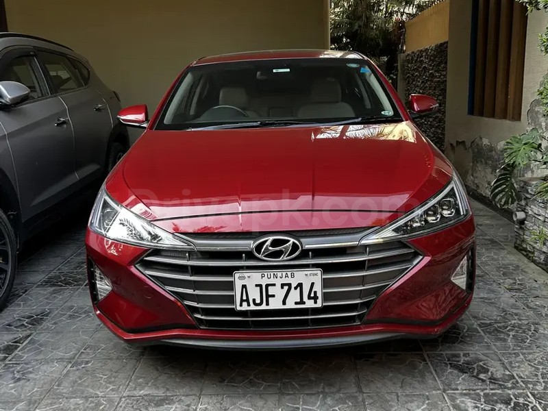Hyundai Elantra 2022