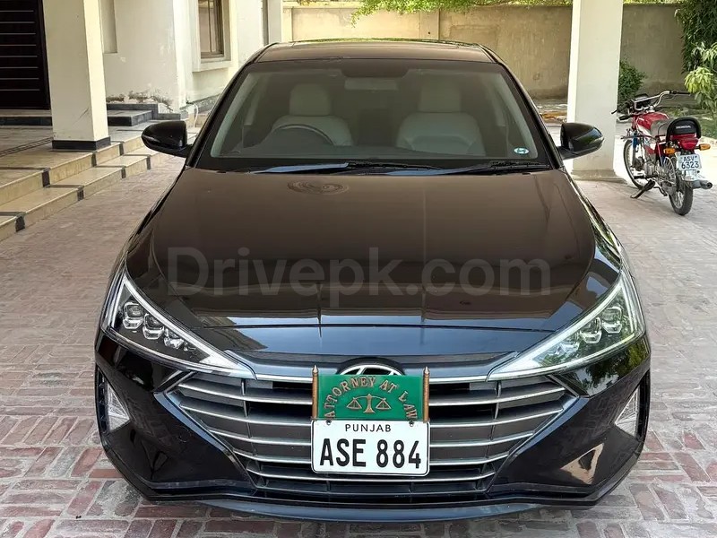 Hyundai Elantra 2024