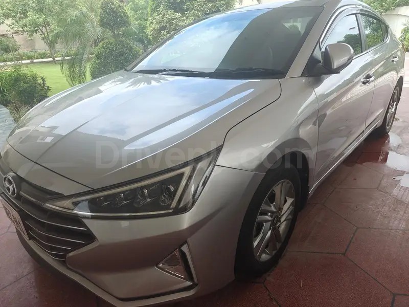 Hyundai Elantra 2021