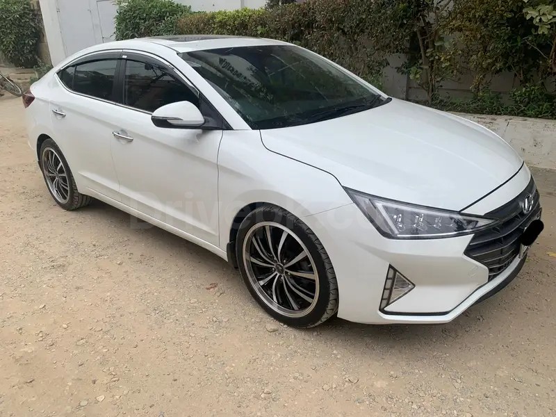 Hyundai Elantra 2021