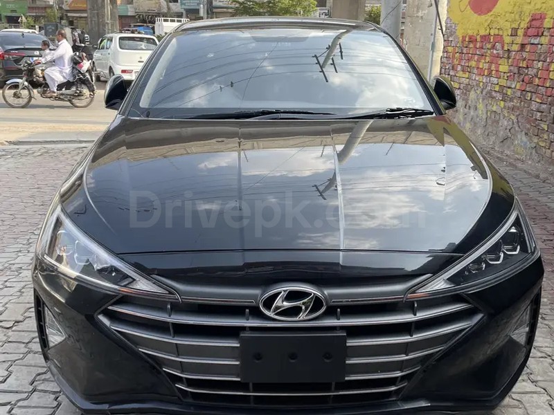 Hyundai Elantra 2023