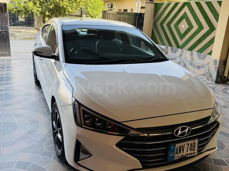 Hyundai Elantra 2021