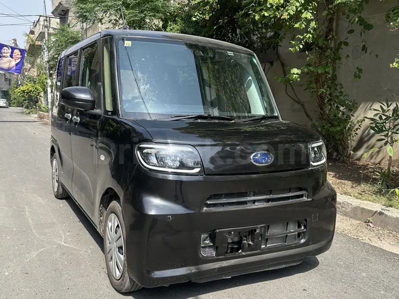 Daihatsu Tanto 2023