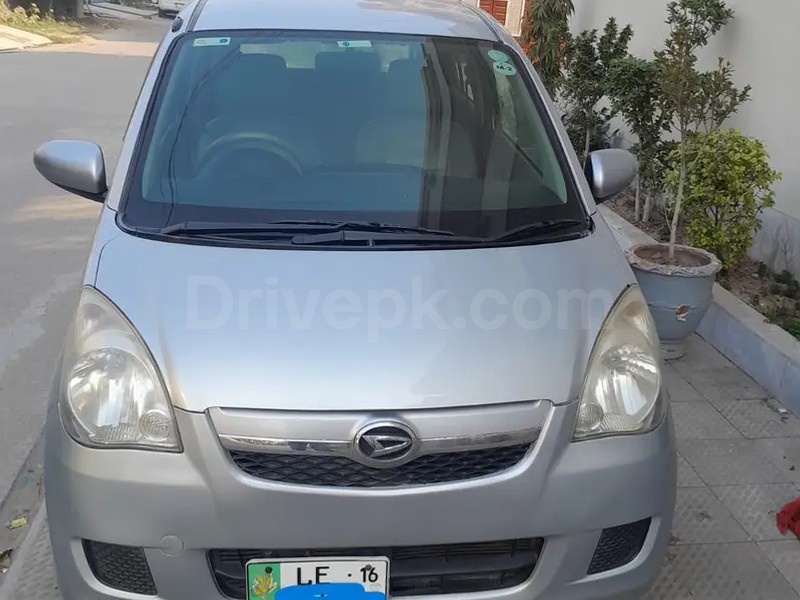 Daihatsu Mira 2012
