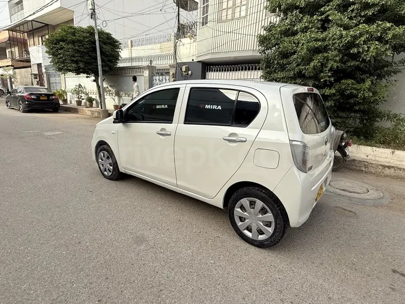 Daihatsu Mira 2016