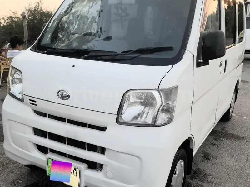 Daihatsu Hijet 2013
