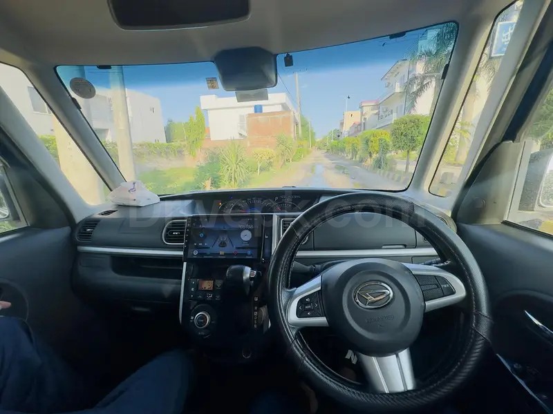 Daihatsu Tanto 2019