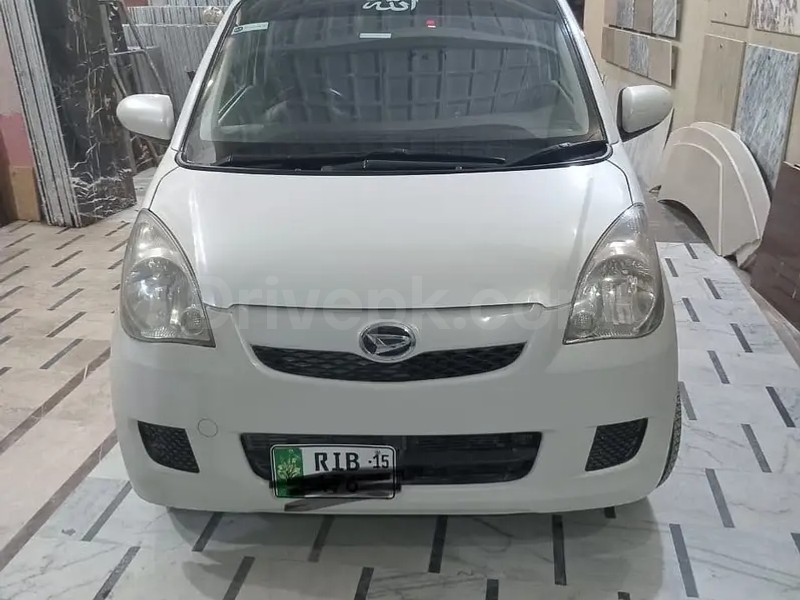 Daihatsu Mira 2012