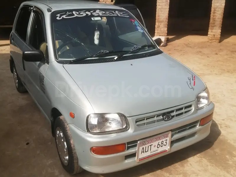 Daihatsu Cuore 2011