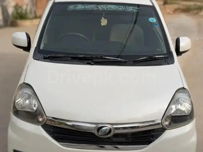 Daihatsu Mira 2016