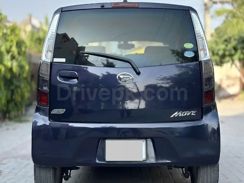 Daihatsu Move 2015