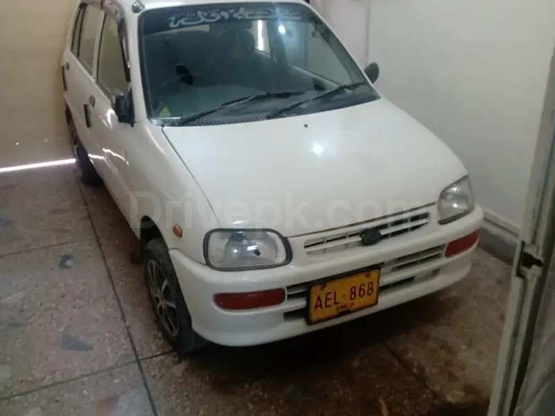 Daihatsu Cuore 2002
