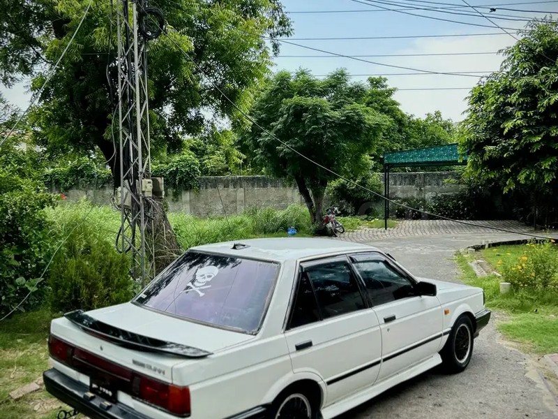 Nissan Sunny 1986