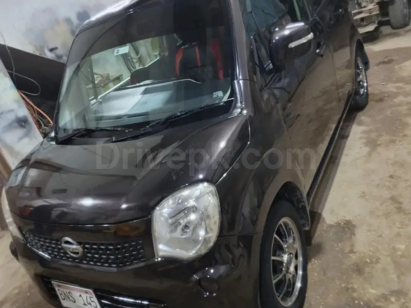 Nissan Moco 2015