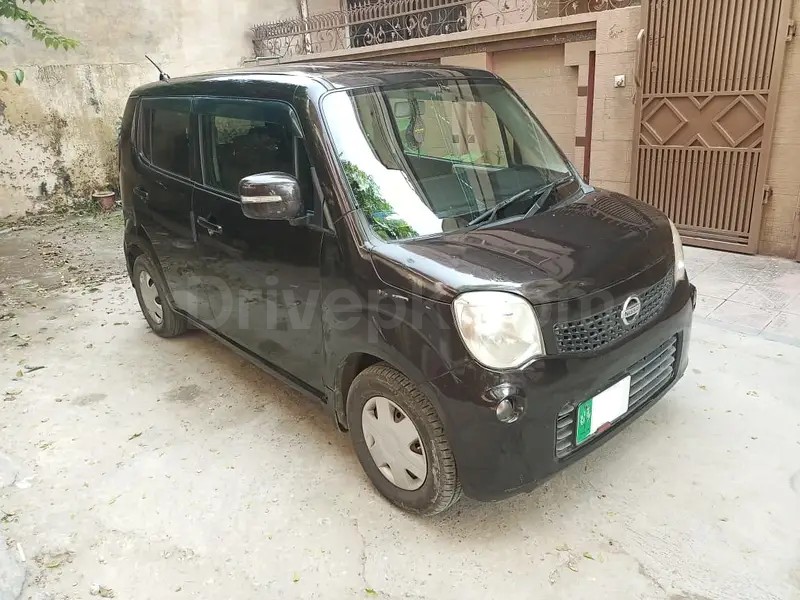 Nissan Moco 2011