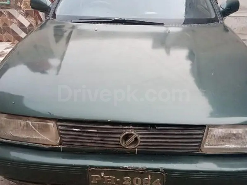 Nissan Sunny 1993