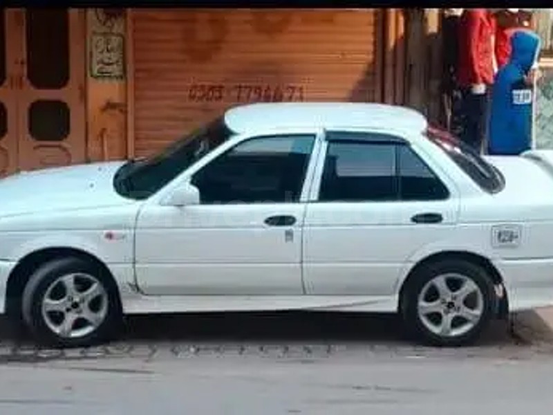 Nissan Sunny 1993