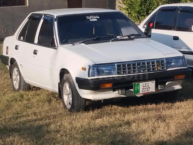 Nissan Sunny 1985