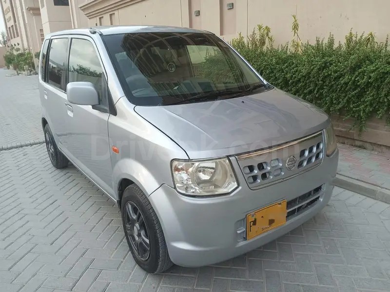 Nissan Otti 2010