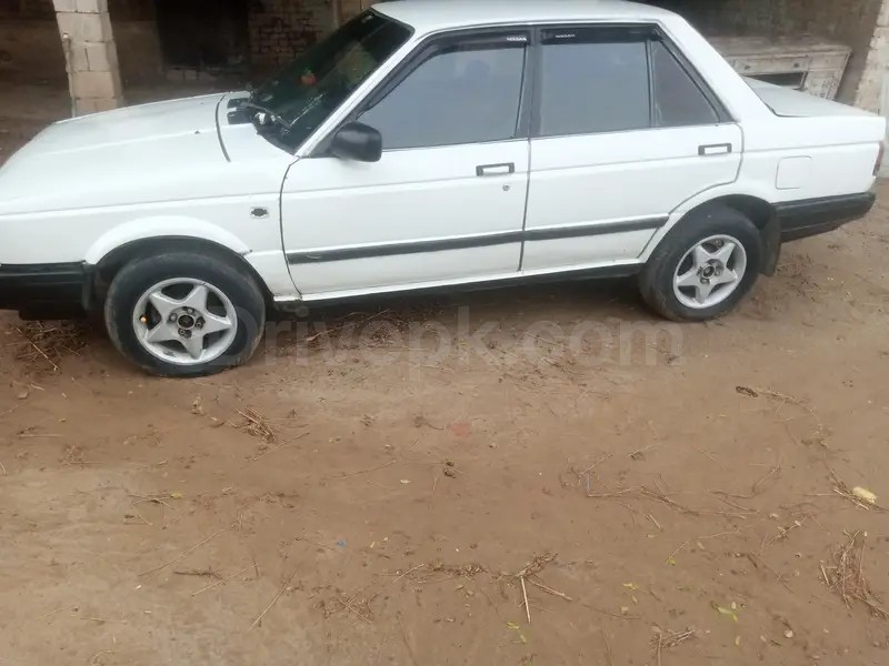 Nissan Sunny 1987